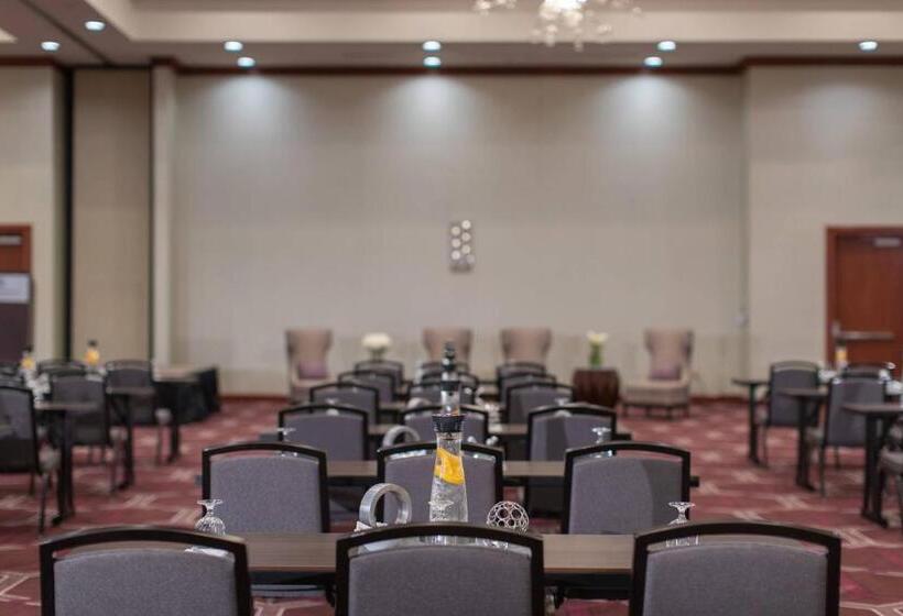 Hotel Renaissance Dallas Richardson