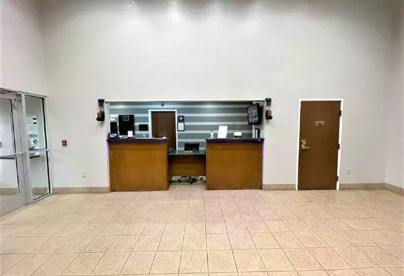 Отель Star City Inn & Suites