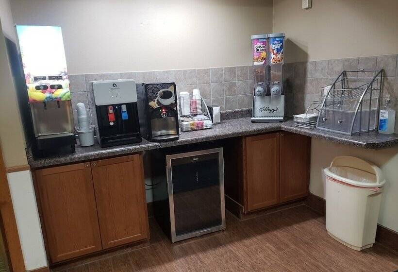 ホテル Super 8 By Wyndham Chariton