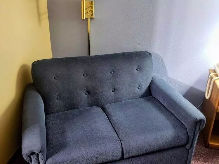 酒店 Super 8 By Wyndham Chariton