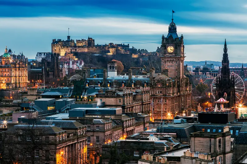 هتل Travelodge Edinburgh Central Waterloo Place