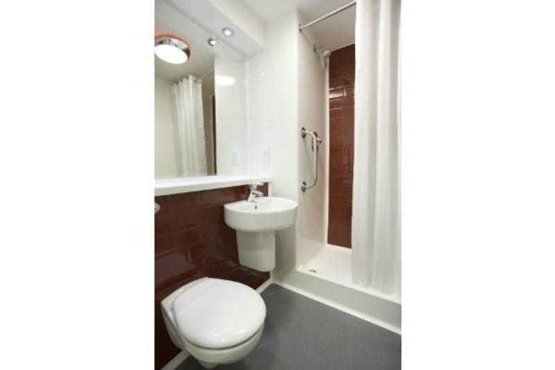 호텔 Travelodge London Bethnel Green