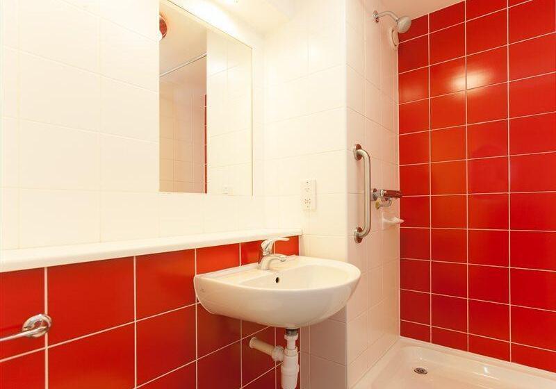 호텔 Travelodge London Bethnel Green