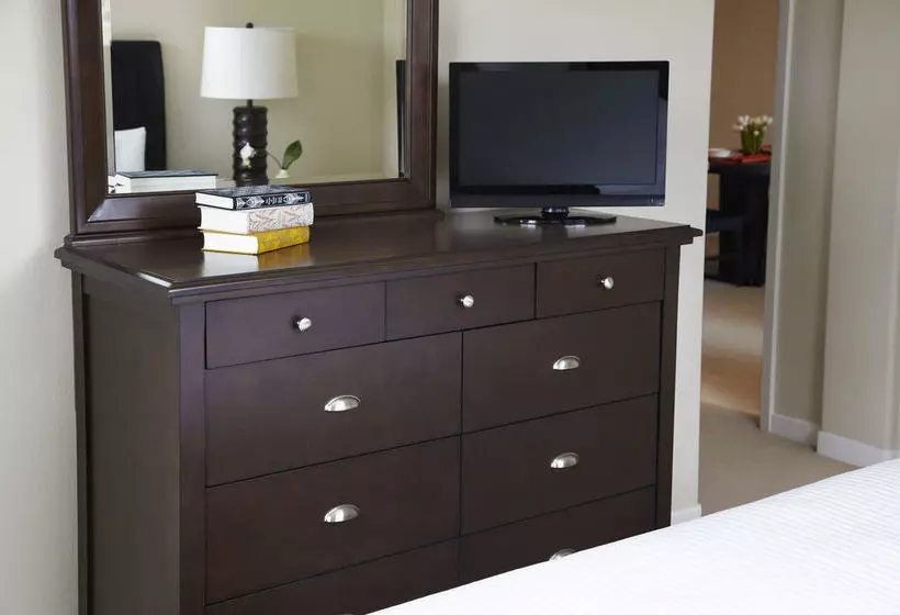 Oakwood At One India Street