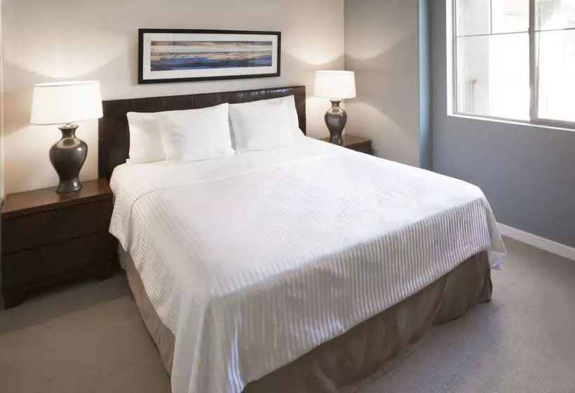 Oakwood At One India Street