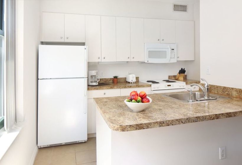 Oakwood At One India Street