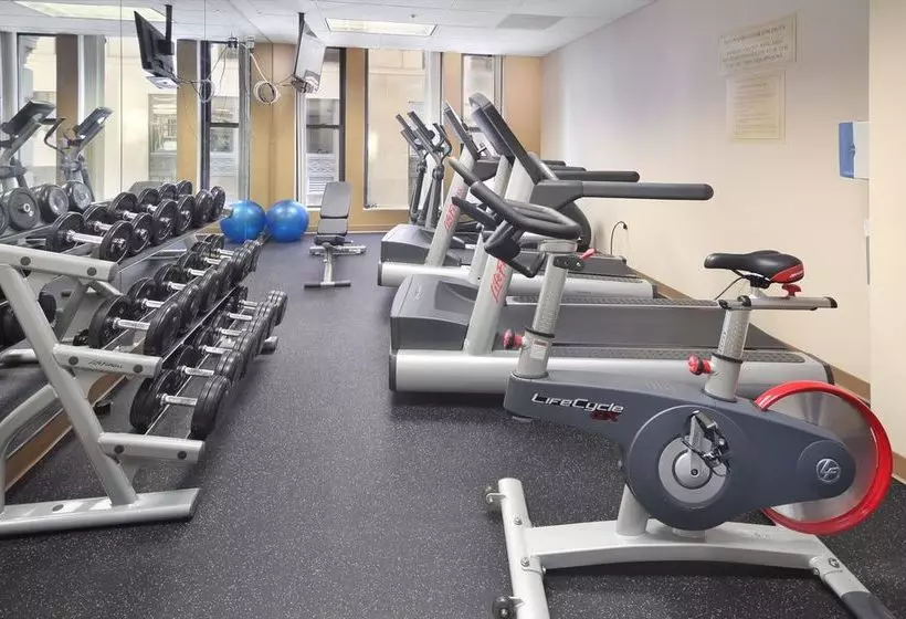 Oakwood At One India Street