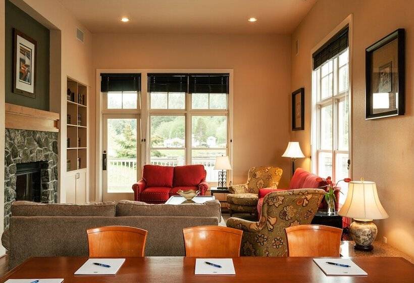 Resort At Port Ludlow