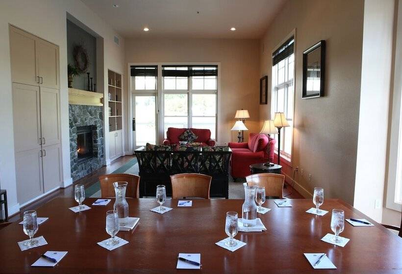 Resort At Port Ludlow