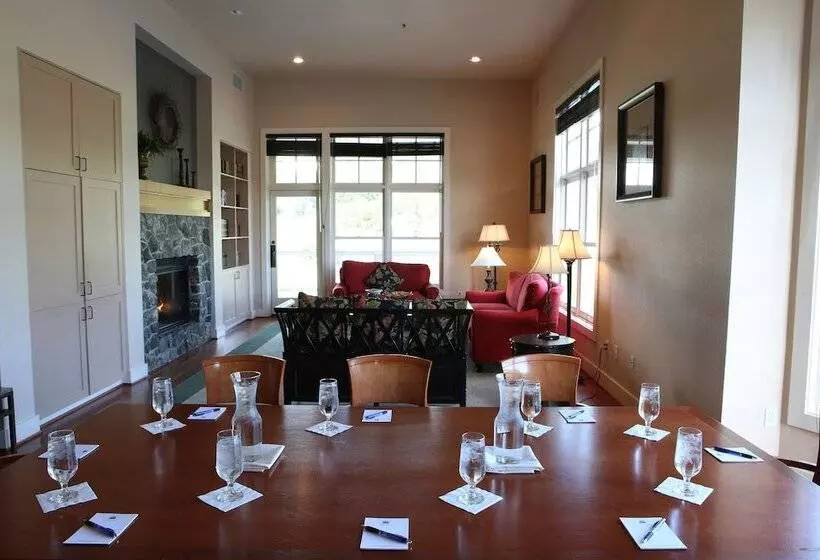 Resort At Port Ludlow