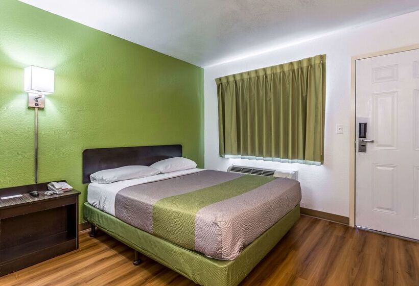 Studio 6el Paso, Tx  East