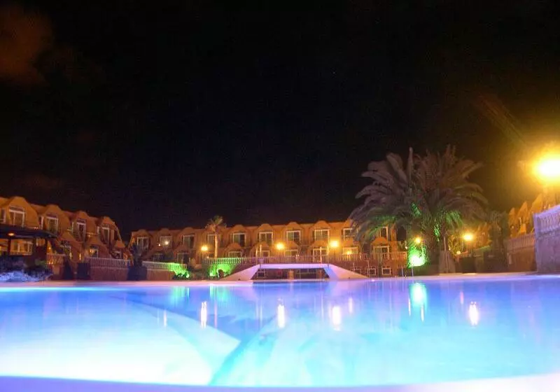 Aparthotel La Piramide