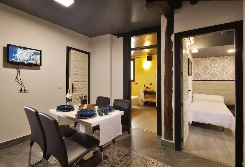 Apartamentos El Tiempo