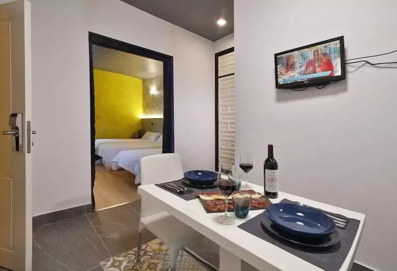 Apartamentos El Tiempo