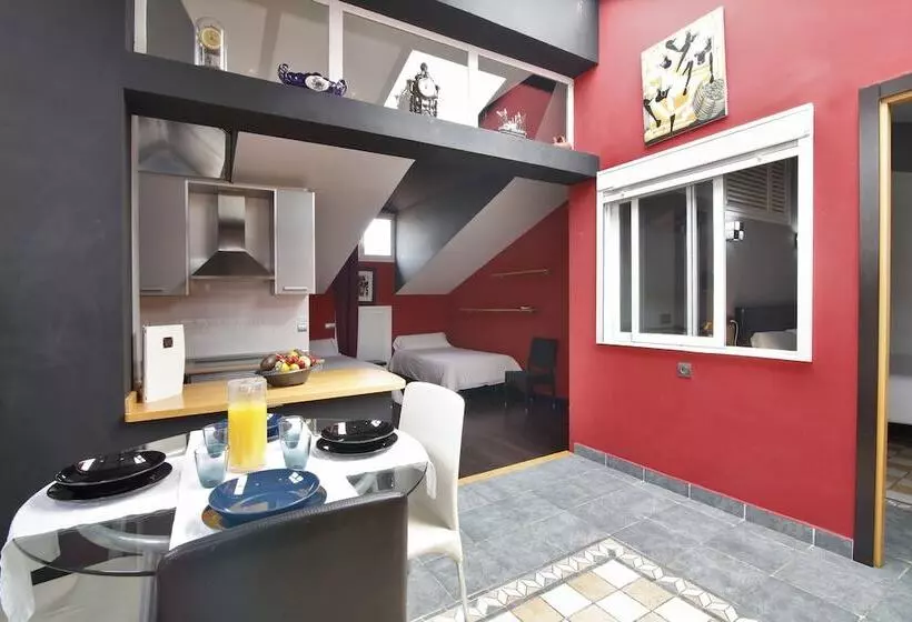 Apartamentos El Tiempo