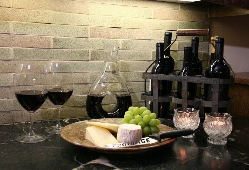 مبيت وإفطار Hidden Oak Inn