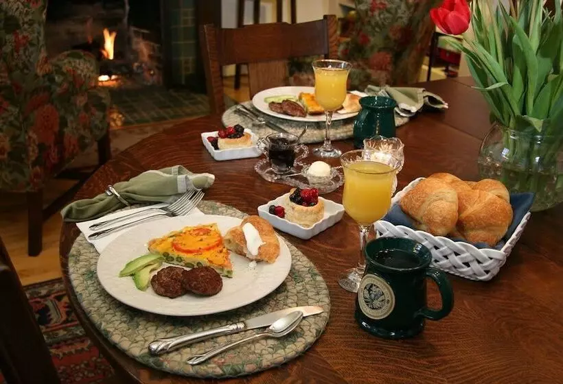 민박 Hidden Oak Inn