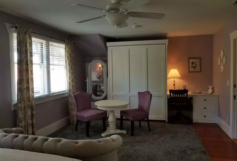 민박 Hidden Oak Inn