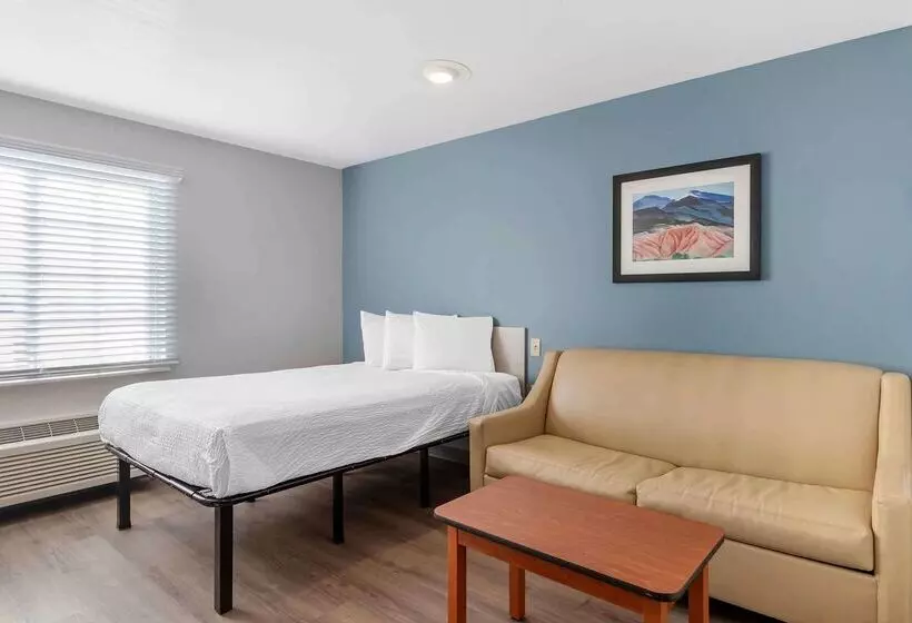 Extended Stay America Select Suites Omaha Southwest