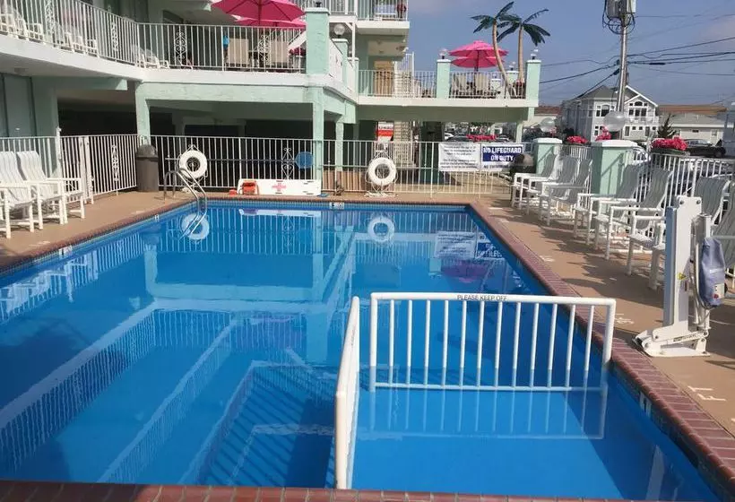 Four Winds Condo Motel