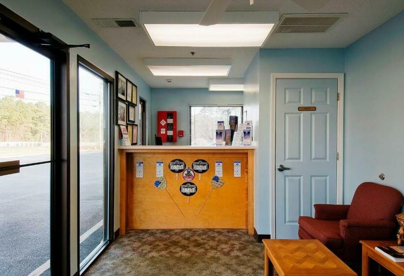 فندق Americas Best Value Inn Rome