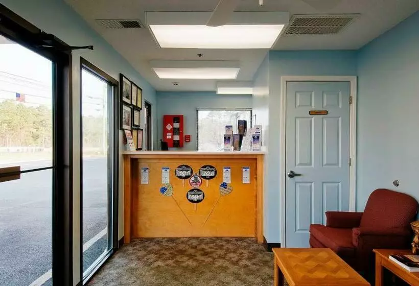 Отель Americas Best Value Inn Rome