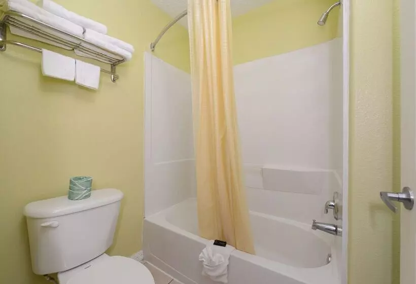 בית מלון כפרי Americas Best Value Inn & Suites Waller/prairie View