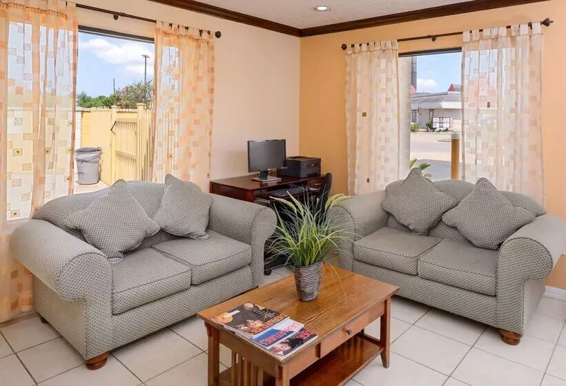 בית מלון כפרי Americas Best Value Inn & Suites Waller/prairie View