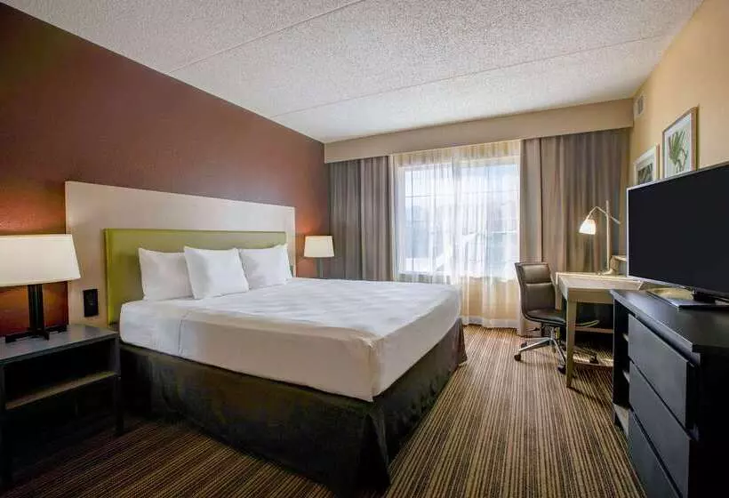 Hotelli Comfort Inn & Suites St. Paul Northeast
