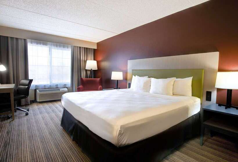ホテル Comfort Inn & Suites St. Paul Northeast