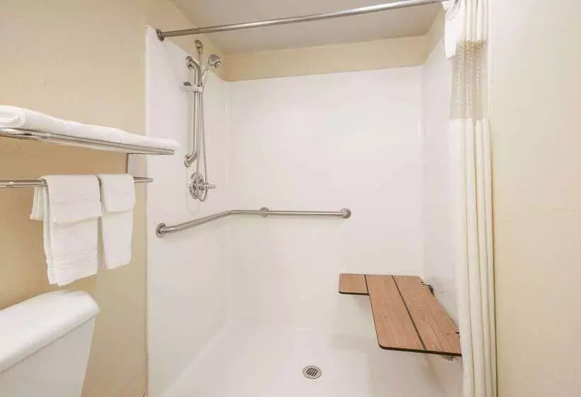 호텔 Days Inn By Wyndham Okemah