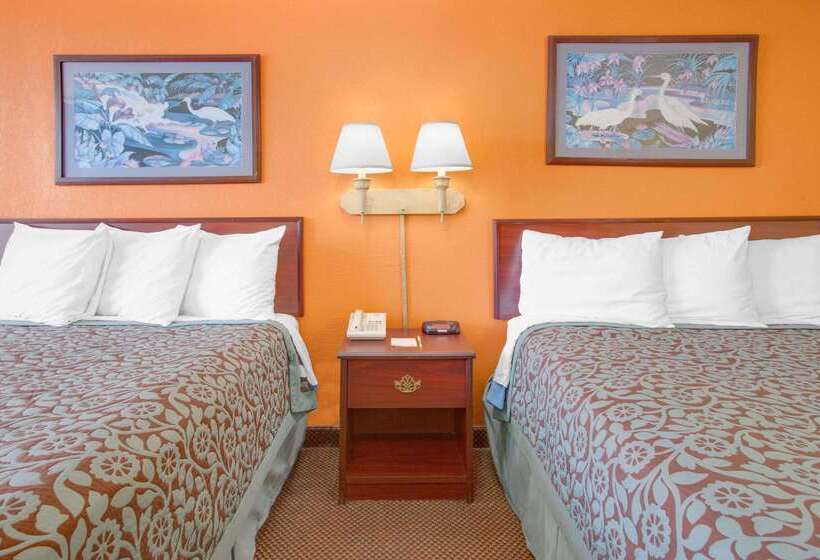 Отель Days Inn By Wyndham Okemah