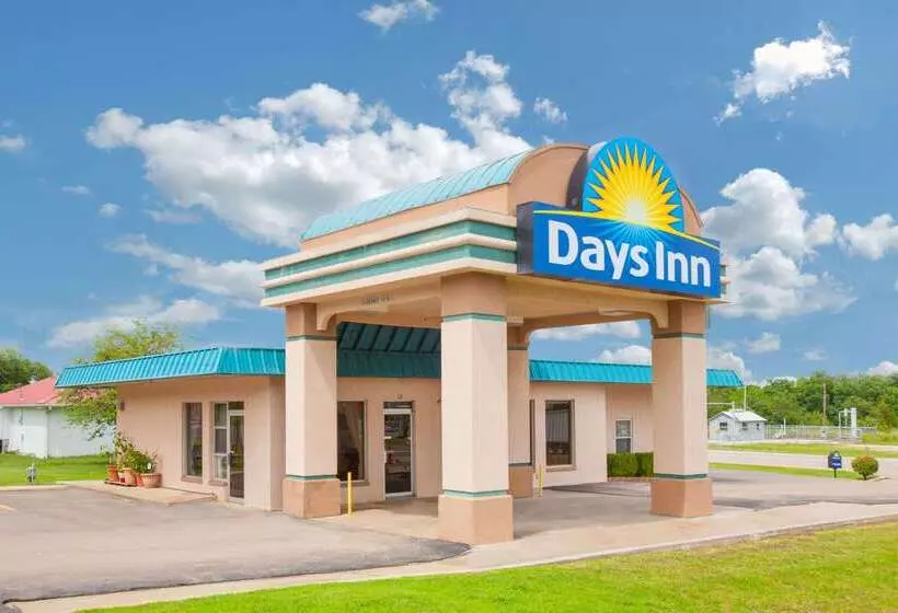 호텔 Days Inn By Wyndham Okemah