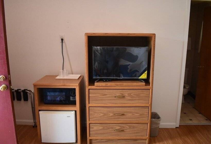 Отель Economy Inn