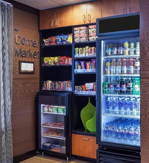 Szálloda Fairfield Inn & Suites By Marriott Anchorage Midtown