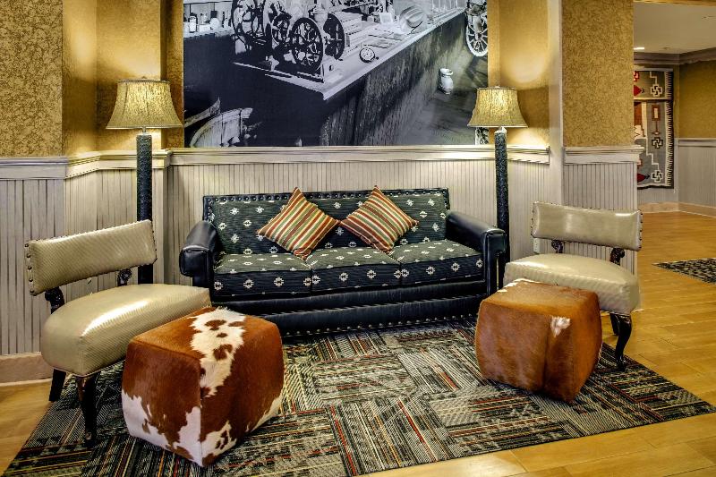 בית מלון כפרי Hampton Inn & Suites Dodge City