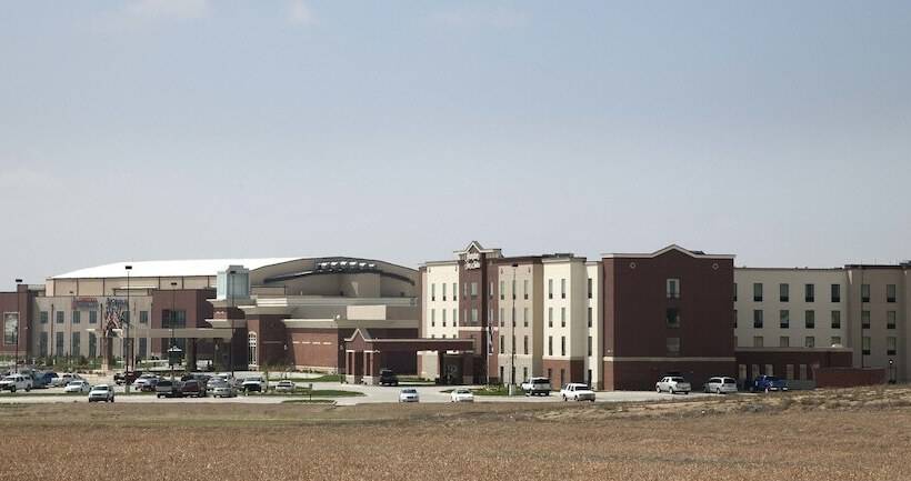 בית מלון כפרי Hampton Inn & Suites Dodge City
