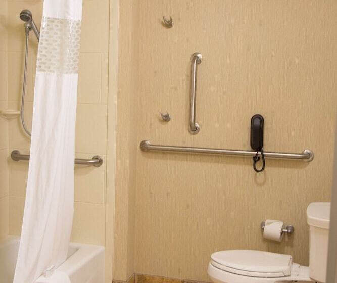 בית מלון כפרי Hampton Inn & Suites Dodge City