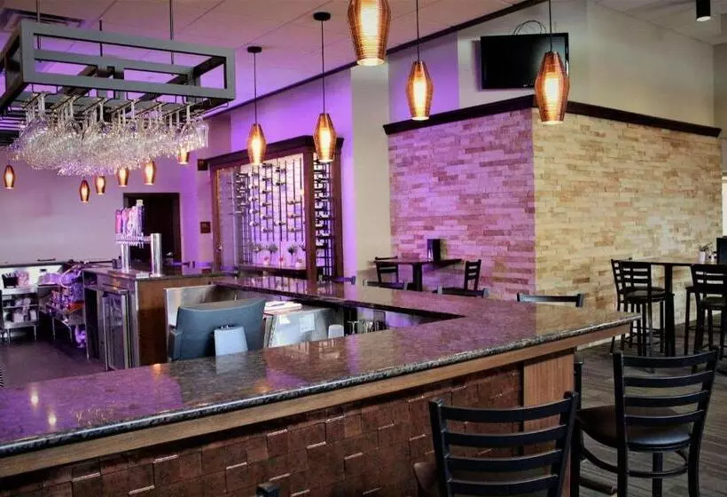 Отель Jefferson Street Inn, A Member Of Radisson Individuals