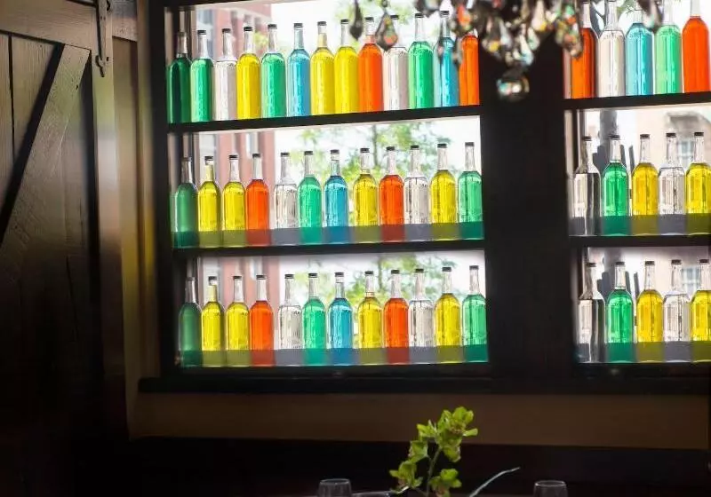 Отель Jefferson Street Inn, A Member Of Radisson Individuals