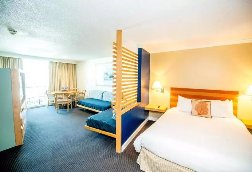 هتل Port Royal Oceanfront