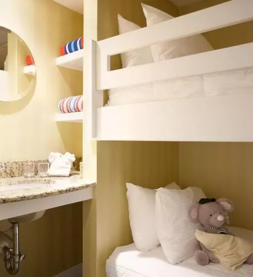 هتل Port Royal Oceanfront