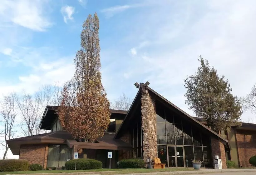 ホテル Riverbank Lodge