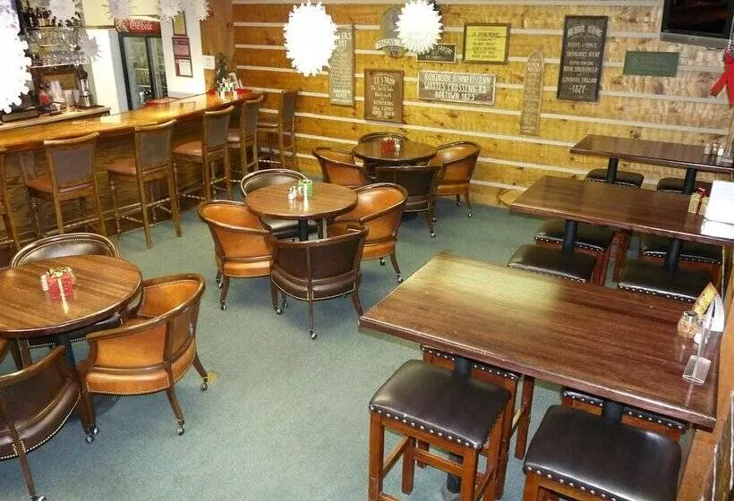 ホテル Riverbank Lodge