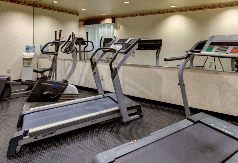 Мотель Quality Inn & Suites   Glen Rose