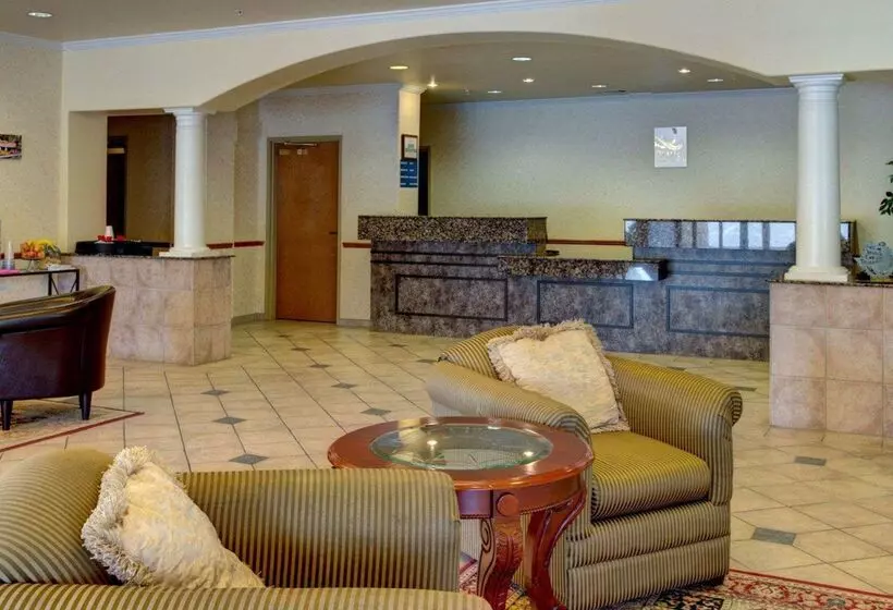 Motel Quality Inn & Suites   Glen Rose