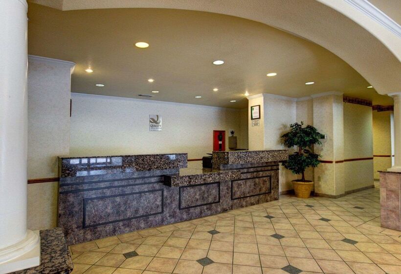 Мотель Quality Inn & Suites   Glen Rose