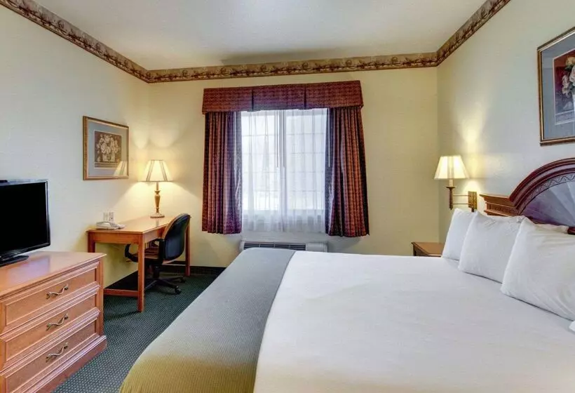 Motel Quality Inn & Suites   Glen Rose