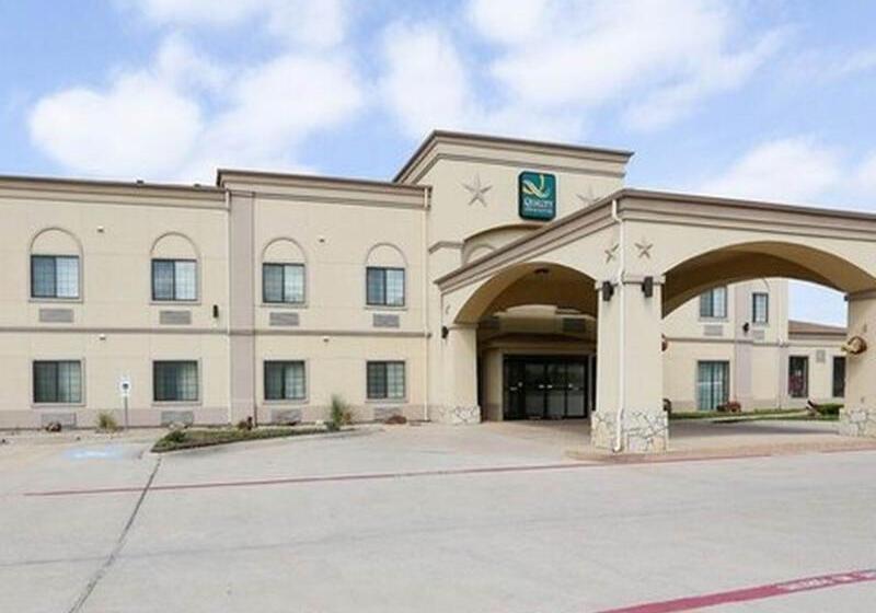 Мотель Quality Inn & Suites   Glen Rose