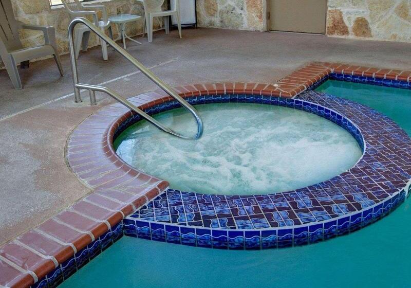 Мотель Quality Inn & Suites   Glen Rose